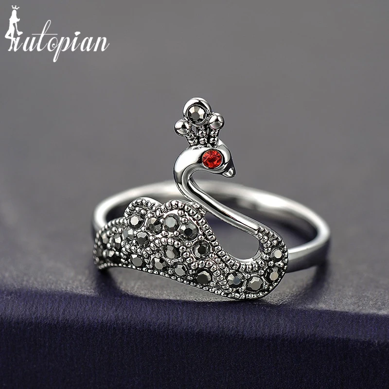 Iutopian Brand Vintage Retro Elegant Swan Ring Anels For Women Bird Rings Anti Allergy Not Fade Top Quality #K3438
Iutopian Brand Vintage Retro Elegant Swan Ring Anels For Women Bird Rings Anti Allergy Not Fade Top Quality #K3438