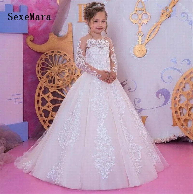 White Ivory Girls First Communion Dress with Long Sleeve Lace Applique Puffy Tulle Flower Girls Dresses Kids Pageant Gown
White Ivory Girls First Communion Dress with Long Sleeve Lace Applique Puffy Tulle Flower Girls Dresses Kids Pageant Gown