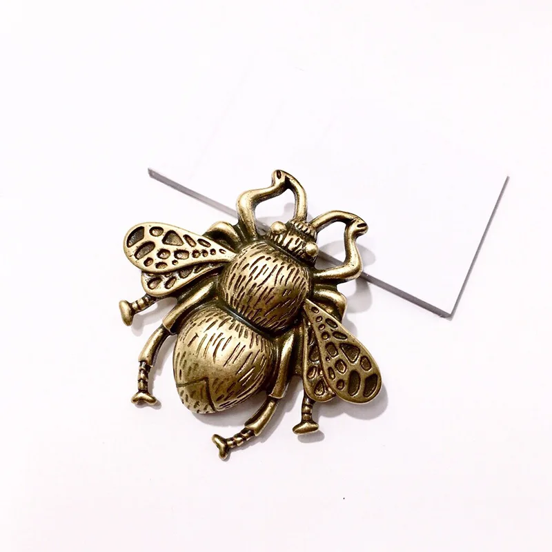 Cute Clear Full Copper Vintage Insect Bee Brooches for Women Charming Vintage Brooch Pin for Her
Cute Clear Full Copper Vintage Insect Bee Brooches for Women Charming Vintage Brooch Pin for Her