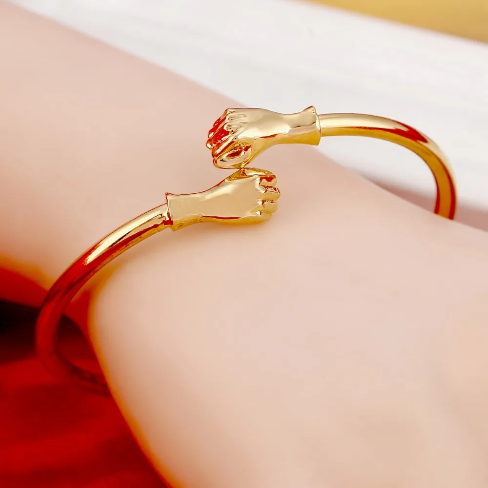 Fist Bangles For Women Men Jewelry Gold Color Opening Embossing Gold Dubai Ethiopian Brazil Bracelets Bangles
Fist Bangles For Women Men Jewelry Gold Color Opening Embossing Gold Dubai Ethiopian Brazil Bracelets Bangles