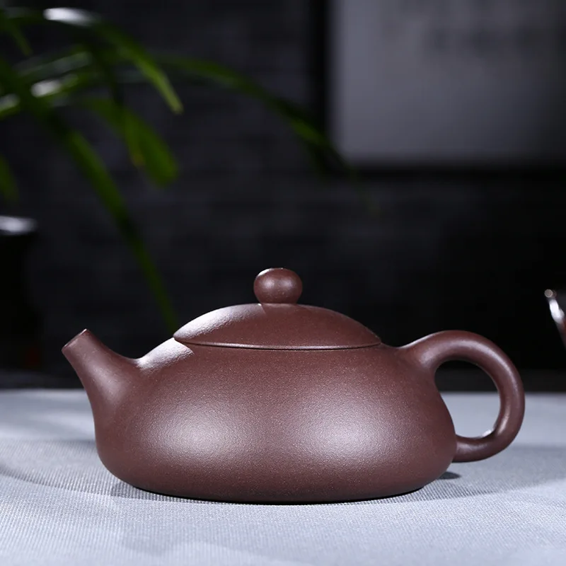 Pottery Teapot Famous Quality Goods Manual Raw Ore Purple Clay Pot Ball Outlet Of Hole Kungfu Online Teapot Tea Set Special
Pottery Teapot Famous Quality Goods Manual Raw Ore Purple Clay Pot Ball Outlet Of Hole Kungfu Online Teapot Tea Set Special