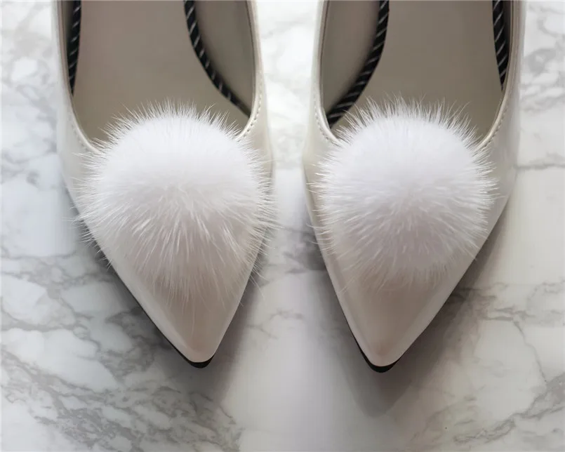 Real Mink fur pom pom shoe clips bridal white shoe& accesories ornaments decorations charms shoe buckle 10 sets E106
Real Mink fur pom pom shoe clips bridal white shoe& accesories ornaments decorations charms shoe buckle 10 sets E106