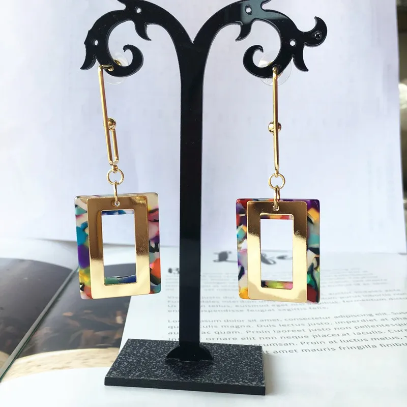 MESTILO New ZA Jewelry Acrylic Resin Square Dangle Earrings For Women Statement Tortoiseshell Drop Earrings Acetate Brincos Gift
MESTILO New ZA Jewelry Acrylic Resin Square Dangle Earrings For Women Statement Tortoiseshell Drop Earrings Acetate Brincos Gift