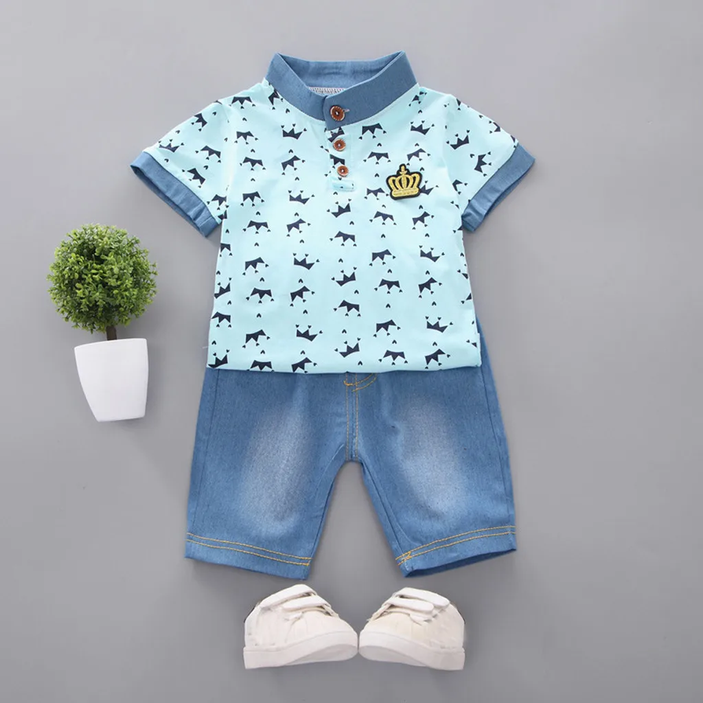 2019 new children's clothing boy's suit crown T-shirt top + denim shorts 2 piece suit 5.30
2019 new children's clothing boy's suit crown T-shirt top + denim shorts 2 piece suit 5.30