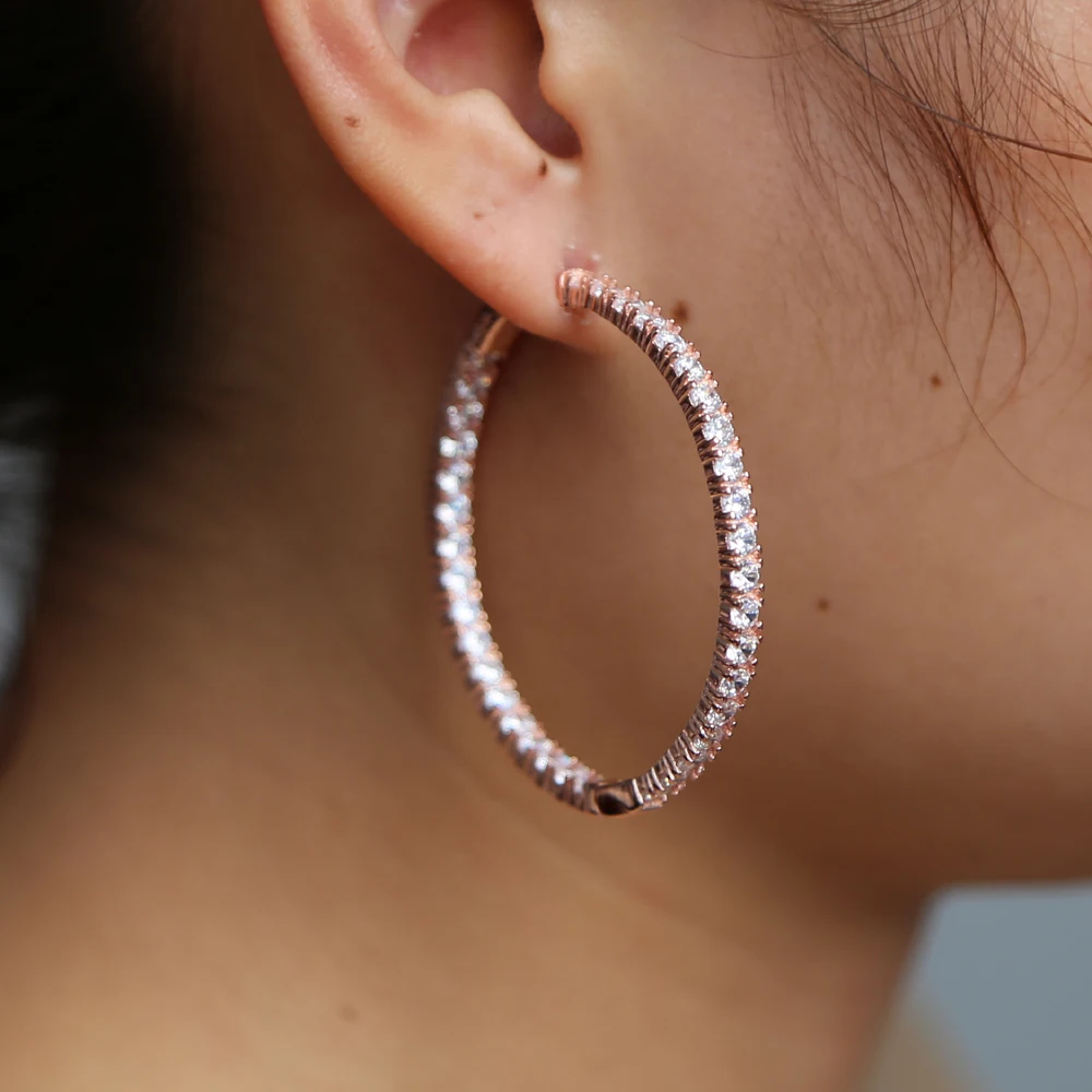 2018 Rose Gold Color Big Hoop Earring 100% 925 silver Paved Luxury AAA Cubic Zirconia HOT Fashion Women Round Loop CZ Earrings
2018 Rose Gold Color Big Hoop Earring 100% 925 silver Paved Luxury AAA Cubic Zirconia HOT Fashion Women Round Loop CZ Earrings