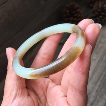 h40#Hetian jade sugar white jade bracelet Russian green white yellow sugar jade bracelet
h40#Hetian jade sugar white jade bracelet Russian green white yellow sugar jade bracelet