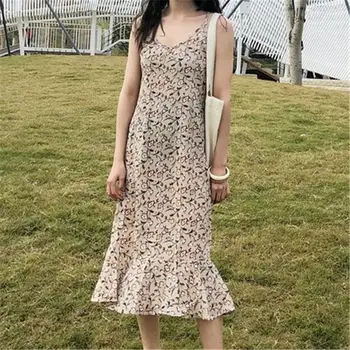 2019 Summer Women Chiffon Spaghetti Strap Dress Female Floral Print Backless Mermaid Dresses Ladies Draped Holiday Vestidos Y29
2019 Summer Women Chiffon Spaghetti Strap Dress Female Floral Print Backless Mermaid Dresses Ladies Draped Holiday Vestidos Y29