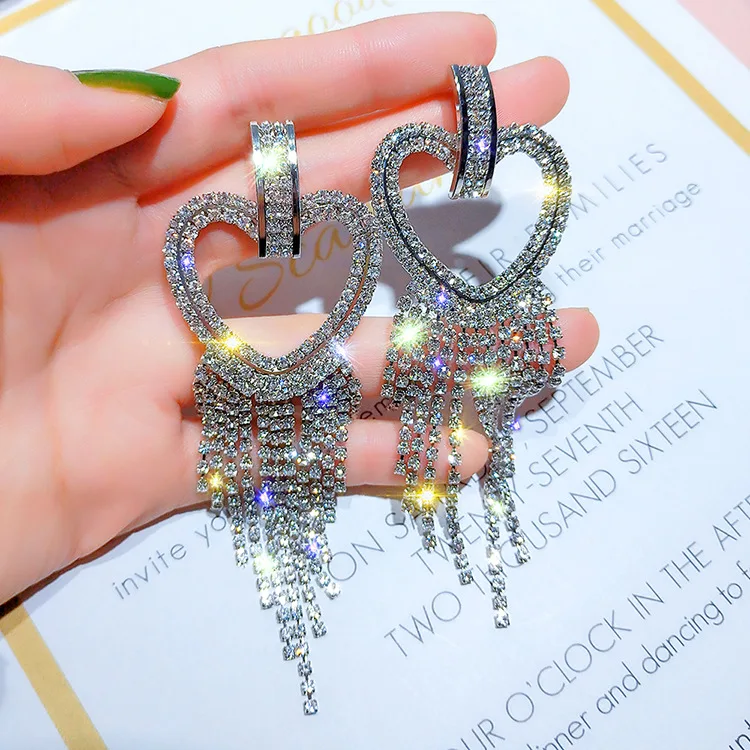 2019 hot fashion jewelry heart-shaped crystal earrings with exaggerated tassel wedding party earrings for Girls gift for woman
2019 hot fashion jewelry heart-shaped crystal earrings with exaggerated tassel wedding party earrings for Girls gift for woman