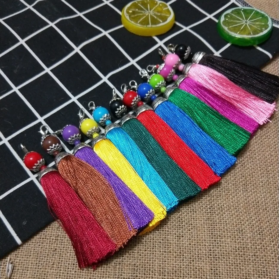 11.5 CM colored beads lobster clasp vertical polyester tassel accessories DIY car process Chinese knot pearl ear Christmas hangi 
11.5 CM colored beads lobster clasp vertical polyester tassel accessories DIY car process Chinese knot pearl ear Christmas hangi
