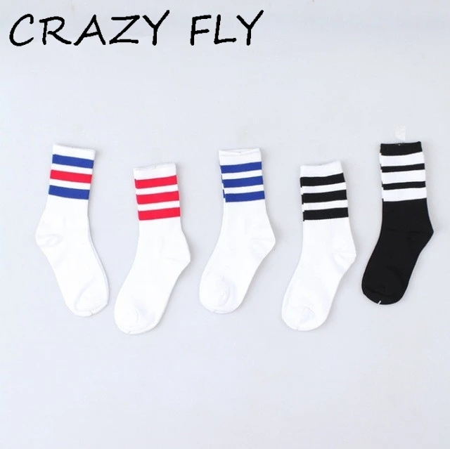 CRAZY FLY Spring Classic Long Three Striped Skate Socks Retro School Of High Quality Cotton For Women Harajuku Style Brand
CRAZY FLY Spring Classic Long Three Striped Skate Socks Retro School Of High Quality Cotton For Women Harajuku Style Brand