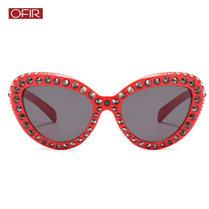 2019 Luxury Rhinestone Sunglasses Women Trendy Oversized Sun Glasses Retro Brand Designer Ladies Mirrror Eyeglasses UV400
2019 Luxury Rhinestone Sunglasses Women Trendy Oversized Sun Glasses Retro Brand Designer Ladies Mirrror Eyeglasses UV400