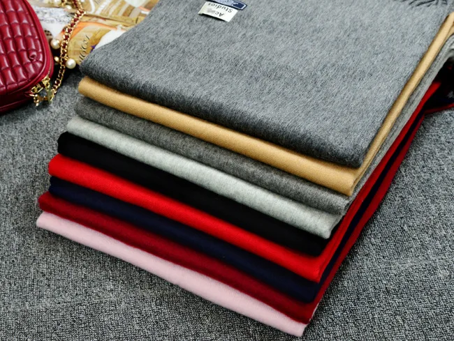 Solid Color Cashmere Scarf Female Korean Students Pure Wool Winter Scarf Shawl Dual-Purpose Lovers Scarves Tassels Warm Pashmina
Solid Color Cashmere Scarf Female Korean Students Pure Wool Winter Scarf Shawl Dual-Purpose Lovers Scarves Tassels Warm Pashmina