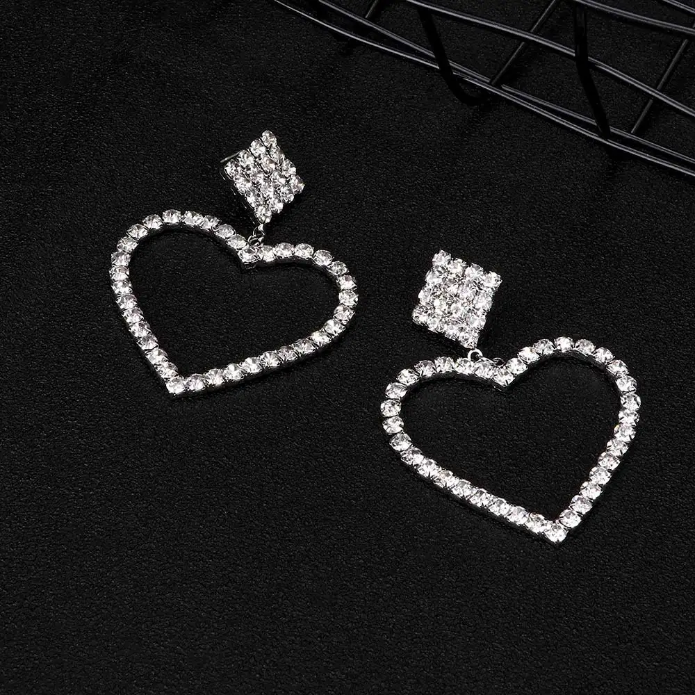 1 Pair New Full Crystal Heart Drop Earrings For Women Jewelry Elegant Rhinestone Square Earring Gift Fashion Gift
1 Pair New Full Crystal Heart Drop Earrings For Women Jewelry Elegant Rhinestone Square Earring Gift Fashion Gift