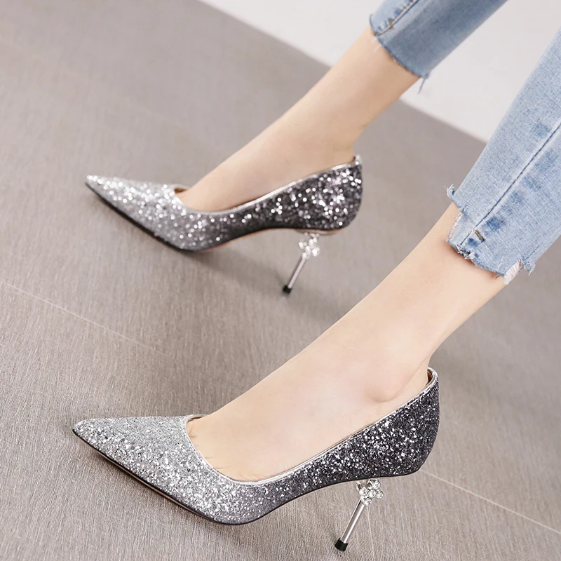 Evening Dress Rhinestone Sequins Gradient Color Pointed Thin Heels High Heels Fashion Sexy Party Single Shoe Elegant Women Pumps
Evening Dress Rhinestone Sequins Gradient Color Pointed Thin Heels High Heels Fashion Sexy Party Single Shoe Elegant Women Pumps