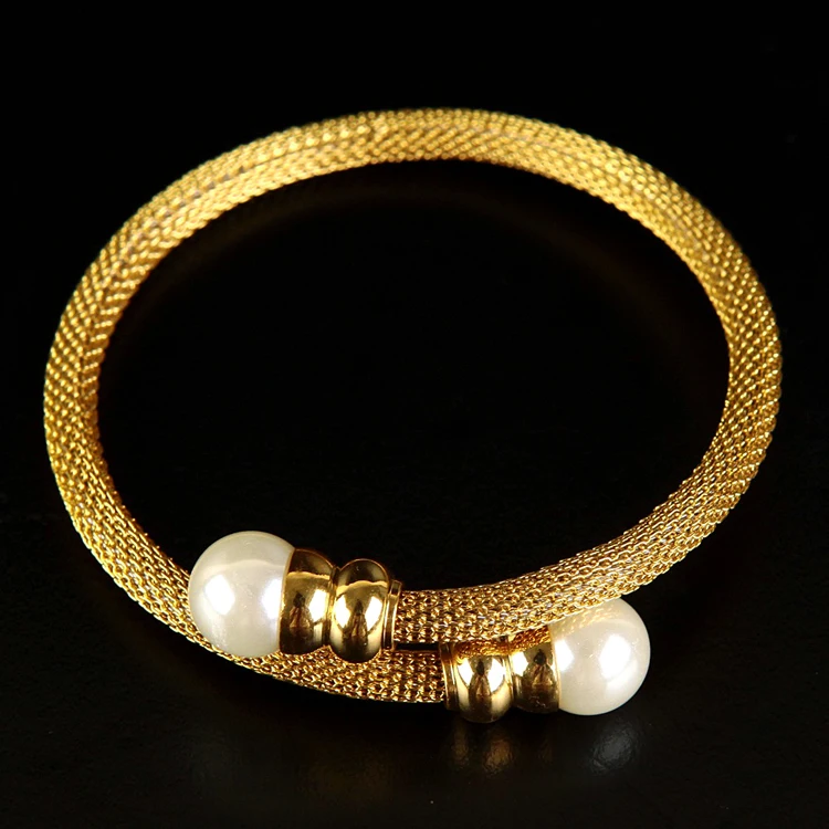 Fashion Jewelry Suit 2017 Trendy Fashion rose gold Color Pearl mesh Multilayer Charm Bracelet & Bangle For lady wedding
Fashion Jewelry Suit 2017 Trendy Fashion rose gold Color Pearl mesh Multilayer Charm Bracelet & Bangle For lady wedding