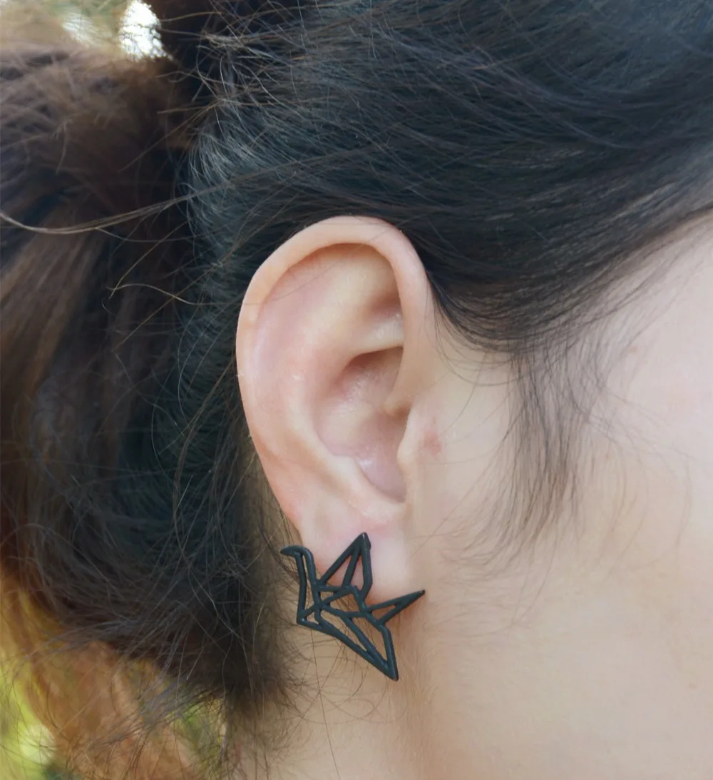 New Design Geometric Hollow origami Paper Cranes Stud Earrings Men Women Simple Fashion Jewelry Christmas Gift Wholesale
New Design Geometric Hollow origami Paper Cranes Stud Earrings Men Women Simple Fashion Jewelry Christmas Gift Wholesale