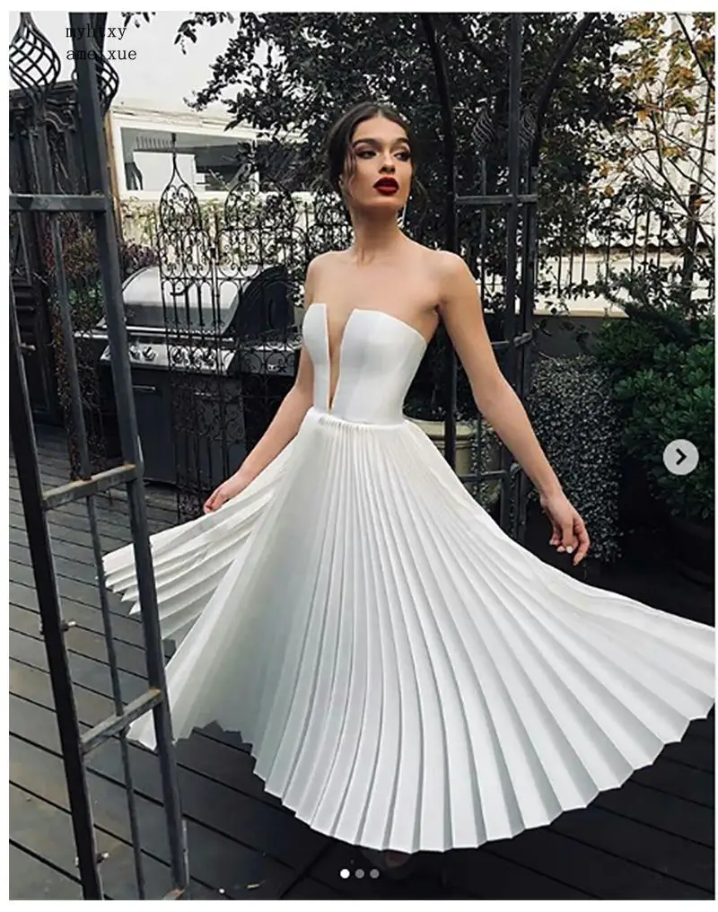 Cheap Short Wedding Dress 2020 Simple Summer Wedding Gowns Custom Made Classic White Bride Dress Vestido De Noiva Plus Size
Cheap Short Wedding Dress 2020 Simple Summer Wedding Gowns Custom Made Classic White Bride Dress Vestido De Noiva Plus Size