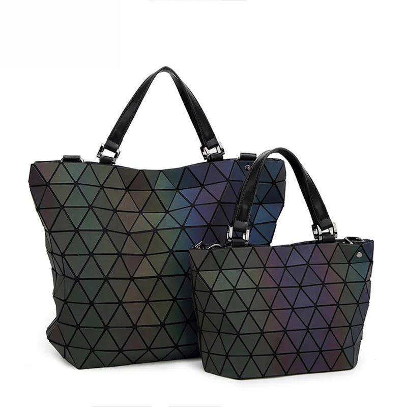 New Luminous Women Messenger Bag Diamond Tote Geometry Shoulder Bags Laser Plain Folding Handbags Female Purse Bao Bag Bolso
New Luminous Women Messenger Bag Diamond Tote Geometry Shoulder Bags Laser Plain Folding Handbags Female Purse Bao Bag Bolso