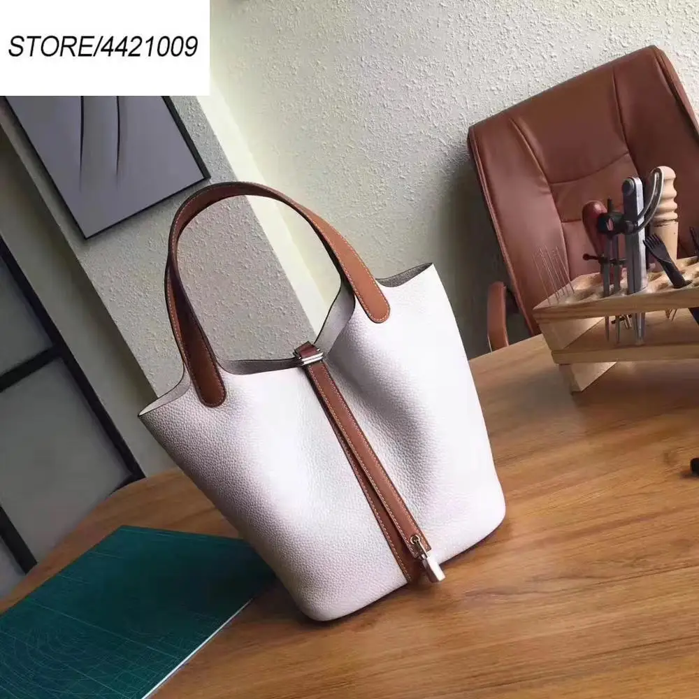 2019 Free Shipping,Luxury High Quality Messenger Bags Leisure Handbags,Genuine Leather Shoulder Bags,Exquisite Crossbody Bag
2019 Free Shipping,Luxury High Quality Messenger Bags Leisure Handbags,Genuine Leather Shoulder Bags,Exquisite Crossbody Bag