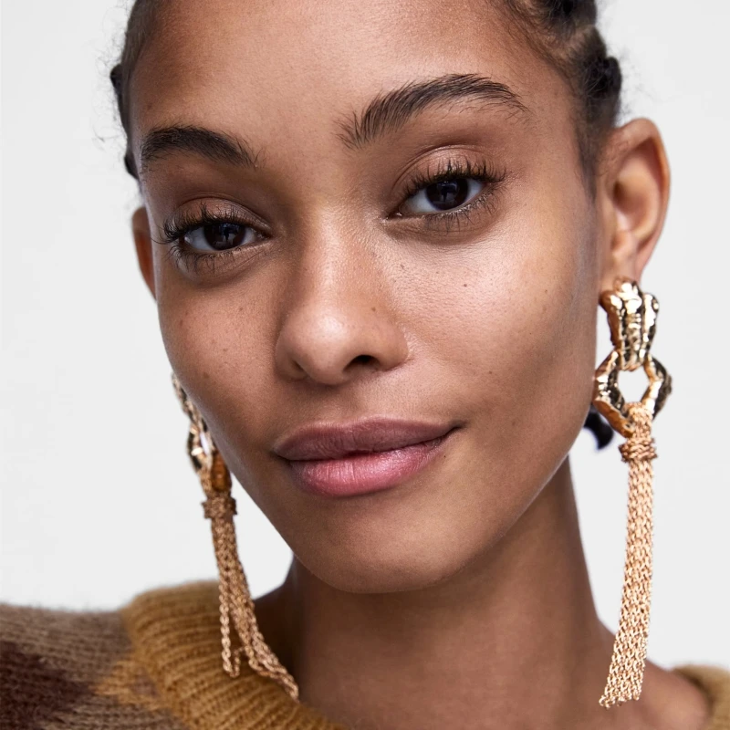 JURAN women brand za statement metal earrings 2019 new arrival vintage jewelry big long irregular metal earrings
JURAN women brand za statement metal earrings 2019 new arrival vintage jewelry big long irregular metal earrings