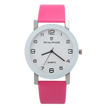 2020 Real Quick-selling New Classic Digital Student Watch Candy Pu Quartz Simple Leisure For Men And Women
2020 Real Quick-selling New Classic Digital Student Watch Candy Pu Quartz Simple Leisure For Men And Women