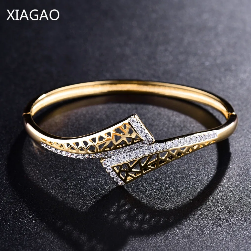 XIAGAO Trendy Cut Clear Top Quality Cubic Zircon Bracelets & Bangles for Women Sliver Color Jewelry For Party Simple Design
XIAGAO Trendy Cut Clear Top Quality Cubic Zircon Bracelets & Bangles for Women Sliver Color Jewelry For Party Simple Design