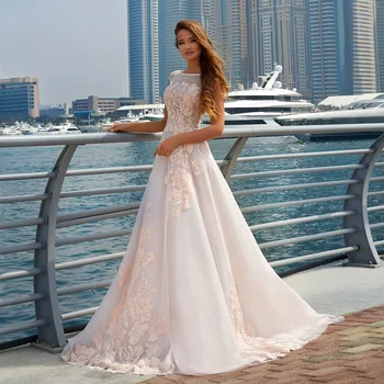 Custom Made Vestidos De Novia 2019 New Design Lace Appliques Wedding Dress Elegant Sleeveless Court Train Bridal Gown
Custom Made Vestidos De Novia 2019 New Design Lace Appliques Wedding Dress Elegant Sleeveless Court Train Bridal Gown