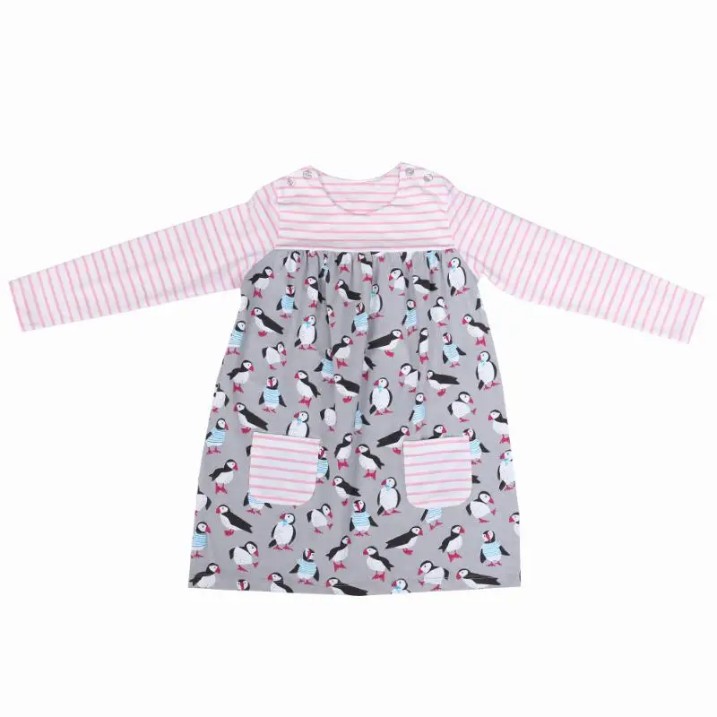 Little Girls Autumn Clothes Baby Girl Dress Penguin Print Pink Stripped Pocket Children Long Sleeve A-line Dresses for Girls
Little Girls Autumn Clothes Baby Girl Dress Penguin Print Pink Stripped Pocket Children Long Sleeve A-line Dresses for Girls