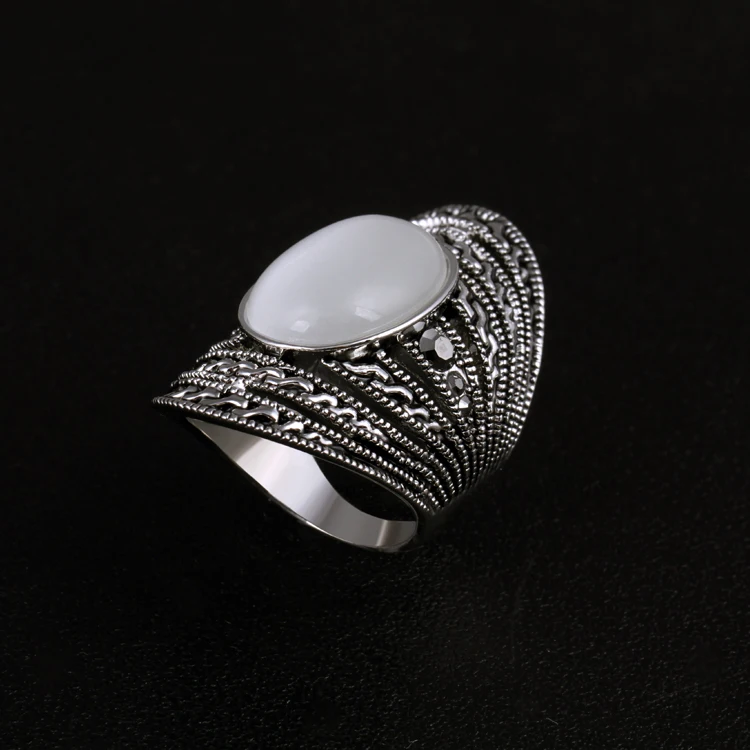 Multilayer Big White Stone White Gold color Rings for Male and Female Wedding Party Bague Gift(AKA0047-2)
Multilayer Big White Stone White Gold color Rings for Male and Female Wedding Party Bague Gift(AKA0047-2)