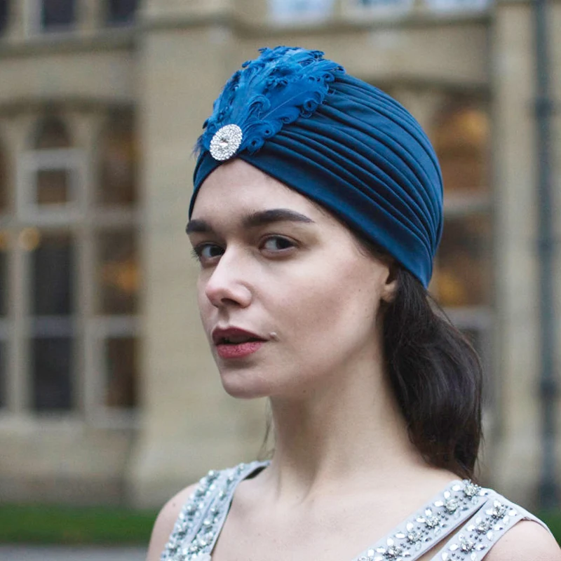 women Rhinestone Embellished Feather Turban Vintage Flapper Dress Headpiece Diamante Great Gatsby Hat hair accessories
women Rhinestone Embellished Feather Turban Vintage Flapper Dress Headpiece Diamante Great Gatsby Hat hair accessories