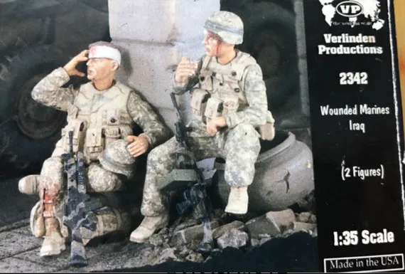 1/35 scale US soldiers injured soldiers 2 people miniatures Resin Model Kit figure Free Shipping
1/35 scale US soldiers injured soldiers 2 people miniatures Resin Model Kit figure Free Shipping