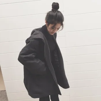 Korean Style Autumn Winter Woman Long Woolen Coat New Solid Hooded Woolen Zippers Fashion Cloak Type Loose Coat
Korean Style Autumn Winter Woman Long Woolen Coat New Solid Hooded Woolen Zippers Fashion Cloak Type Loose Coat