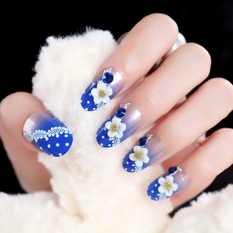 24pcs Blue Fake Nails Bride False Nail Glitter Nail Tips with Glue Nails Art Accessaries 11 SSwell
24pcs Blue Fake Nails Bride False Nail Glitter Nail Tips with Glue Nails Art Accessaries 11 SSwell