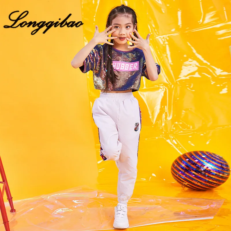 Jazz Dance Costume Girl Handsome Korean Sequin Children Summer New Loose Umbilical Liuyi Street Dance Performance Clothing
Jazz Dance Costume Girl Handsome Korean Sequin Children Summer New Loose Umbilical Liuyi Street Dance Performance Clothing