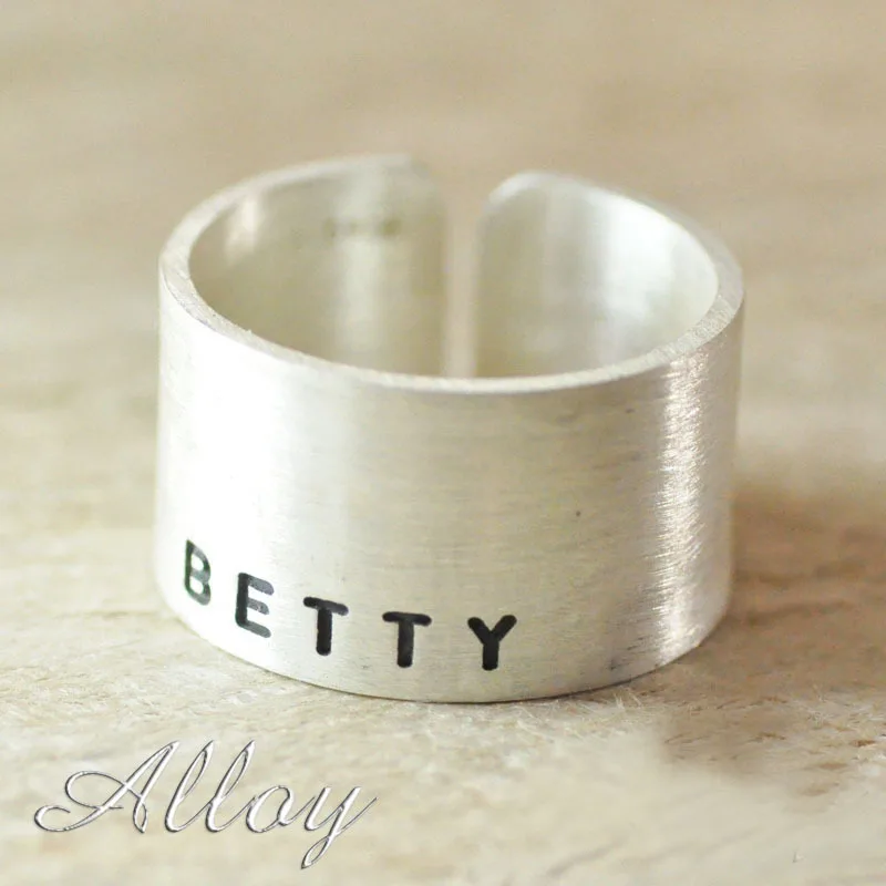Custom Alloy ring name ring,newest wide band circle ring,Engraved Name ring free shipping mens gift
Custom Alloy ring name ring,newest wide band circle ring,Engraved Name ring free shipping mens gift