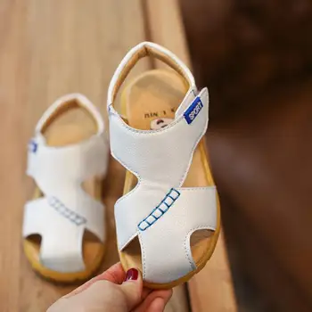 Leather sandals 2018 summer new children's sandals boys leather Baotou beach shoes non-slip soft bottom baby toddler sandals
Leather sandals 2018 summer new children's sandals boys leather Baotou beach shoes non-slip soft bottom baby toddler sandals
