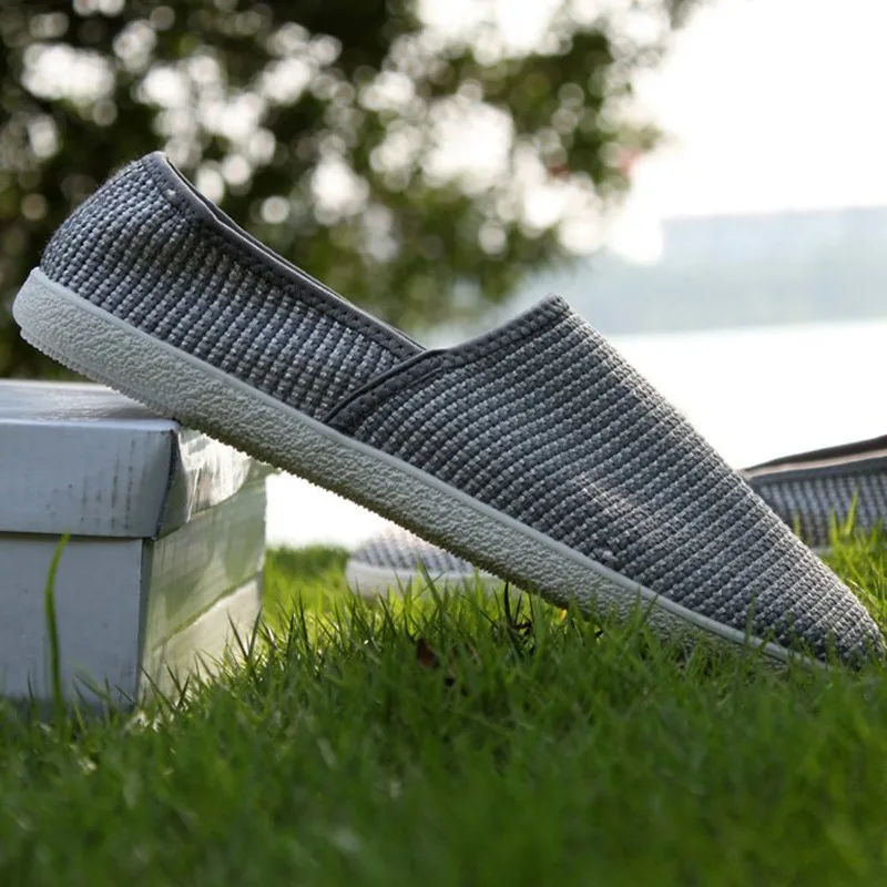 2019 Summer Men Skateboarding shoes Explosions Fashion Breathable Home shoes Youth Light Loafers Men Outdoor Walking Wild shoes
2019 Summer Men Skateboarding shoes Explosions Fashion Breathable Home shoes Youth Light Loafers Men Outdoor Walking Wild shoes