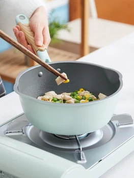 Japanese non-stick frying pan household small skillet omelet roasting soup wok pot Tamagoyaki cooker electromagnetic oven gas
Japanese non-stick frying pan household small skillet omelet roasting soup wok pot Tamagoyaki cooker electromagnetic oven gas