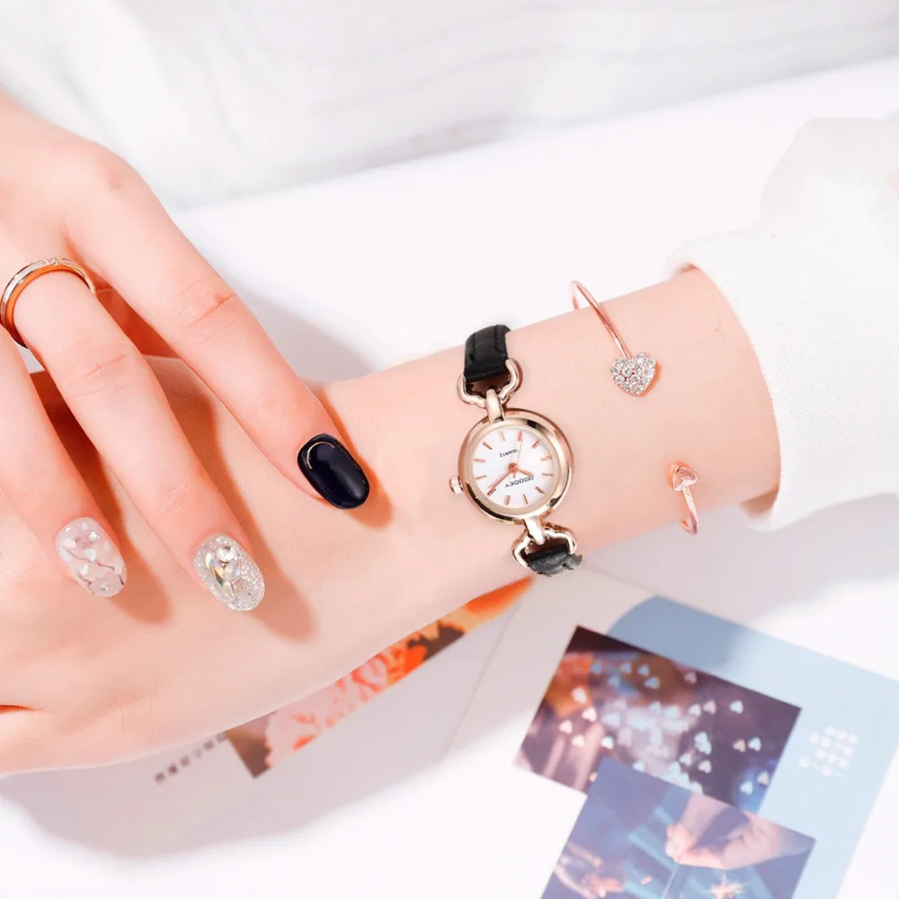 Travel Souvenir Birthday Gifts Classy Clock Minimalist Fashion Woman Strap Watches relogio feminino Gift With Diamond watch 2019
Travel Souvenir Birthday Gifts Classy Clock Minimalist Fashion Woman Strap Watches relogio feminino Gift With Diamond watch 2019