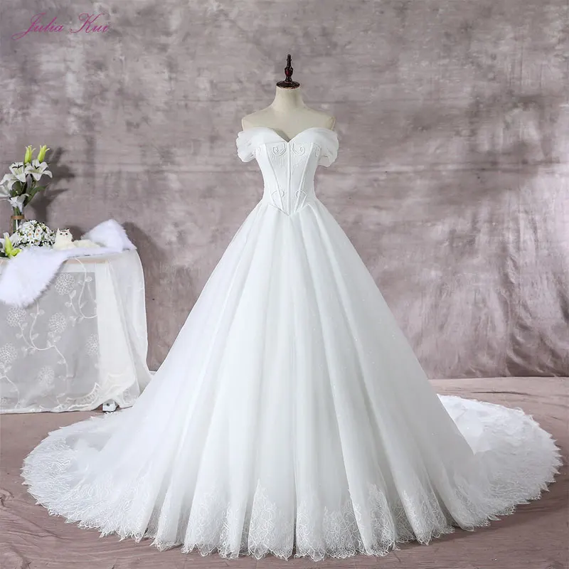 Julia Kui Vintage Appliques Tulle Sweetheart A-Line Wedding Dress Off The Shoulder Lace Up A-Line Beading Pearls Bride Dresses
Julia Kui Vintage Appliques Tulle Sweetheart A-Line Wedding Dress Off The Shoulder Lace Up A-Line Beading Pearls Bride Dresses