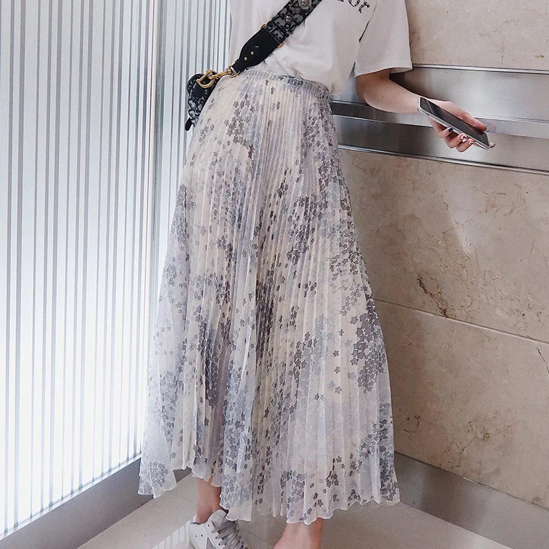 Thin Yarn Star Prints Wrinkled Halter Skirts Women 2019 Strut Skirts Straight Print Skirt Women
Thin Yarn Star Prints Wrinkled Halter Skirts Women 2019 Strut Skirts Straight Print Skirt Women
