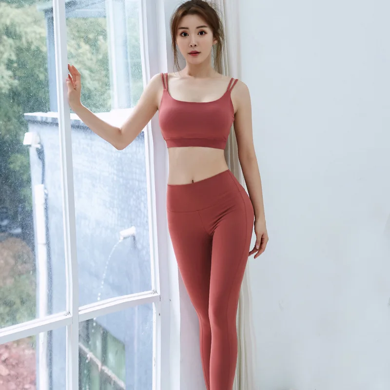 New 2PCS Yoga Set Strappy Bra Seamless Leggings Women Gym Fitness Clothing High Waist Yoga Leggings Running Sportswear Tracksuit
New 2PCS Yoga Set Strappy Bra Seamless Leggings Women Gym Fitness Clothing High Waist Yoga Leggings Running Sportswear Tracksuit