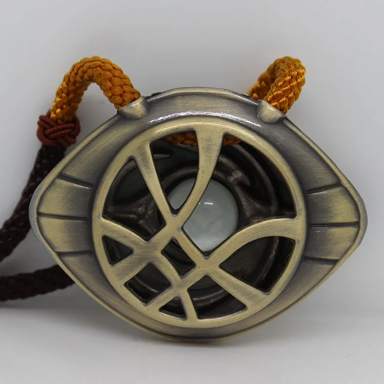 Newest Doctor Strange Necklace Glow in Dark Eye Shape Bronze Silver Pendant Movie Cosplay Jewelry
Newest Doctor Strange Necklace Glow in Dark Eye Shape Bronze Silver Pendant Movie Cosplay Jewelry