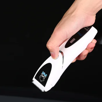 Newly Professional Pet Dog Hair Trimmer Clipper Rechargeable Animal Electric Cat Grooming Hair Cutter Shaver Razor VA88
Newly Professional Pet Dog Hair Trimmer Clipper Rechargeable Animal Electric Cat Grooming Hair Cutter Shaver Razor VA88