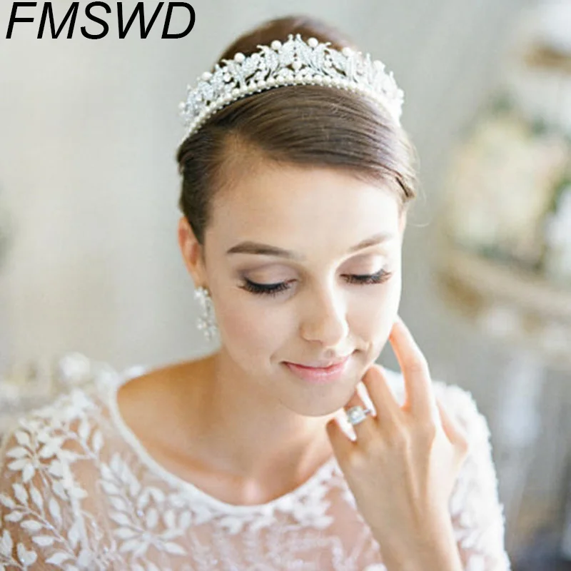 Trendy Rhinestone Shiny Pearl Princess Tiara For Bride Hair Accessories Queen Crown Wedding Diadem Hair Jewelry Headpiece HG-069
Trendy Rhinestone Shiny Pearl Princess Tiara For Bride Hair Accessories Queen Crown Wedding Diadem Hair Jewelry Headpiece HG-069