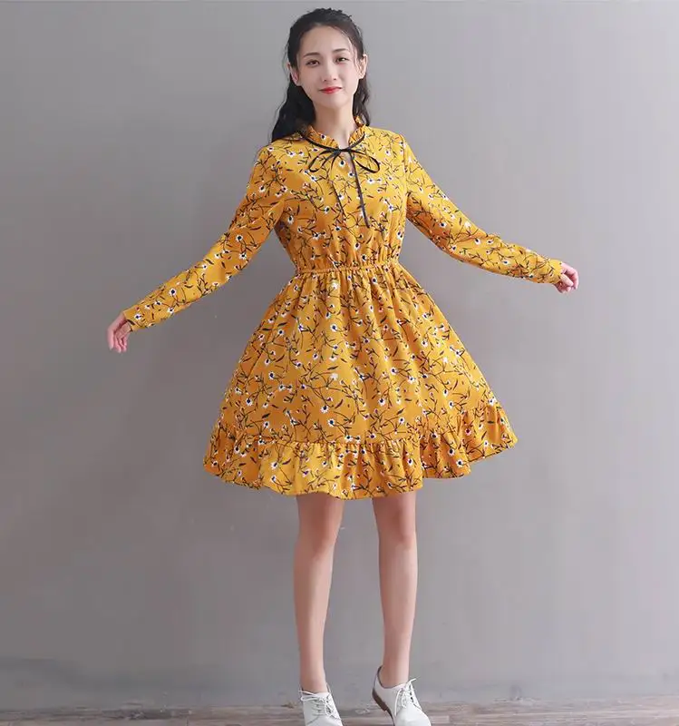 Japanese Mori Girl Women Ruffles Collar Floral Print Corduroy Dresses Female Long Sleeved Vintage Dress spring Autumn
Japanese Mori Girl Women Ruffles Collar Floral Print Corduroy Dresses Female Long Sleeved Vintage Dress spring Autumn