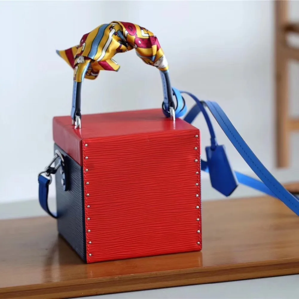 LGLOIV Top quality luxury handbags women bags designer famous brands genuine leather handbags organizer bleecker box cube 2018
LGLOIV Top quality luxury handbags women bags designer famous brands genuine leather handbags organizer bleecker box cube 2018
