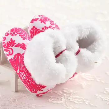 1 Pair Baby Shoes Boots Anti-skid Soft Kids Walking Boots Thick Warm Fabric Winter Shoes Fashion Toddlers Shoes
1 Pair Baby Shoes Boots Anti-skid Soft Kids Walking Boots Thick Warm Fabric Winter Shoes Fashion Toddlers Shoes
