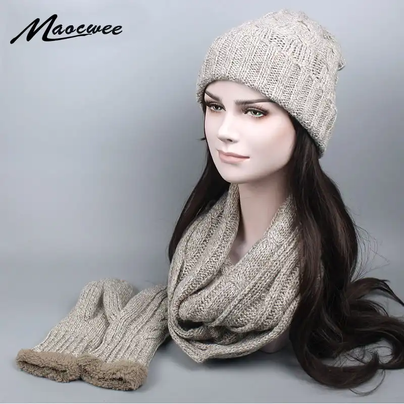 womens wool hat and gloves