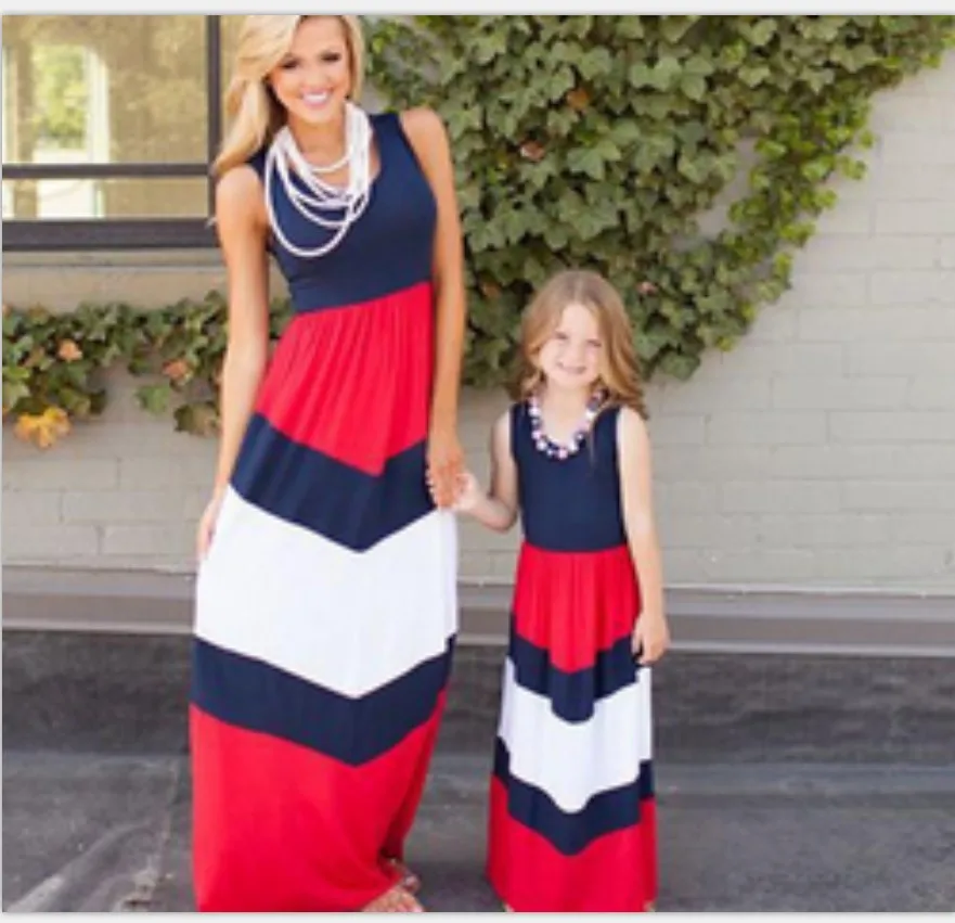 2017 Mommy and me family matching mother daughter dresses clothes striped mom and daughter dress kids parent child outfits
2017 Mommy and me family matching mother daughter dresses clothes striped mom and daughter dress kids parent child outfits
